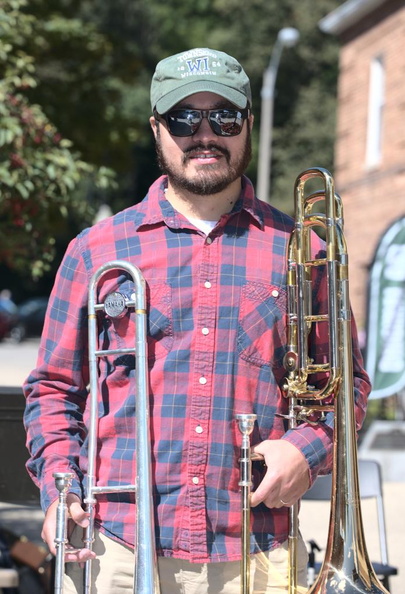 justin gonzales greendale farmers market 0245 7sep24zac