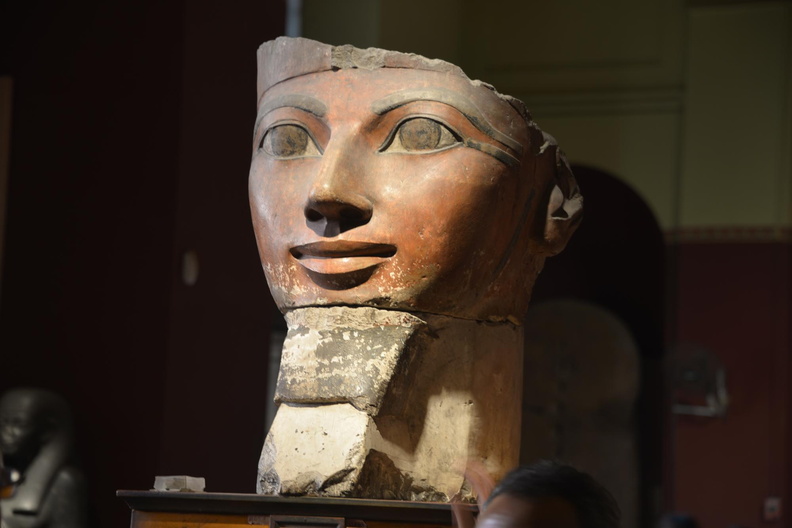 head_of_queen_hatshepsut_cairo_museum_7502_1nov23.jpg