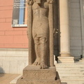 statue pharaoh entrance cairo museum 7464 1nov23